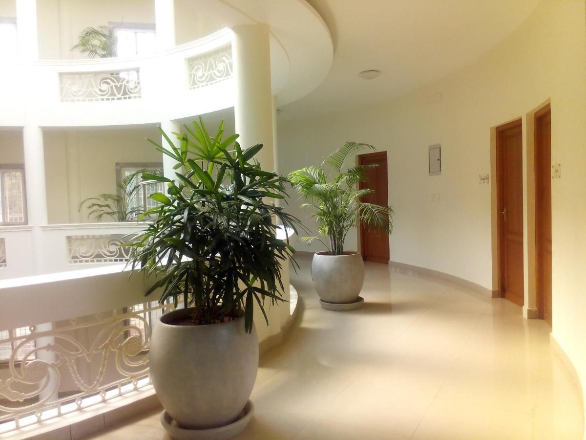 La Grace Integral Retreat Hotel Puduccseri Kültér fotó