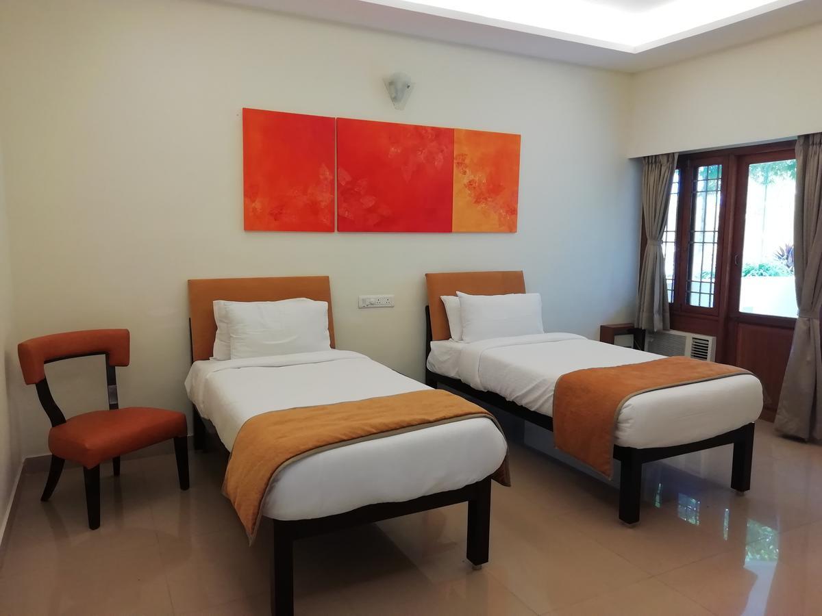 La Grace Integral Retreat Hotel Puduccseri Kültér fotó