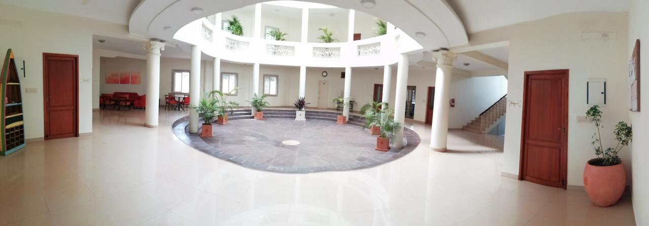 La Grace Integral Retreat Hotel Puduccseri Kültér fotó